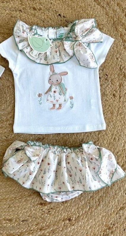 Conjunto camiseta y braguita