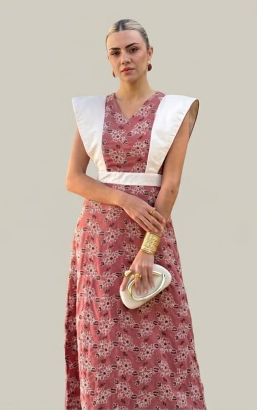 Vestido en tela brocada