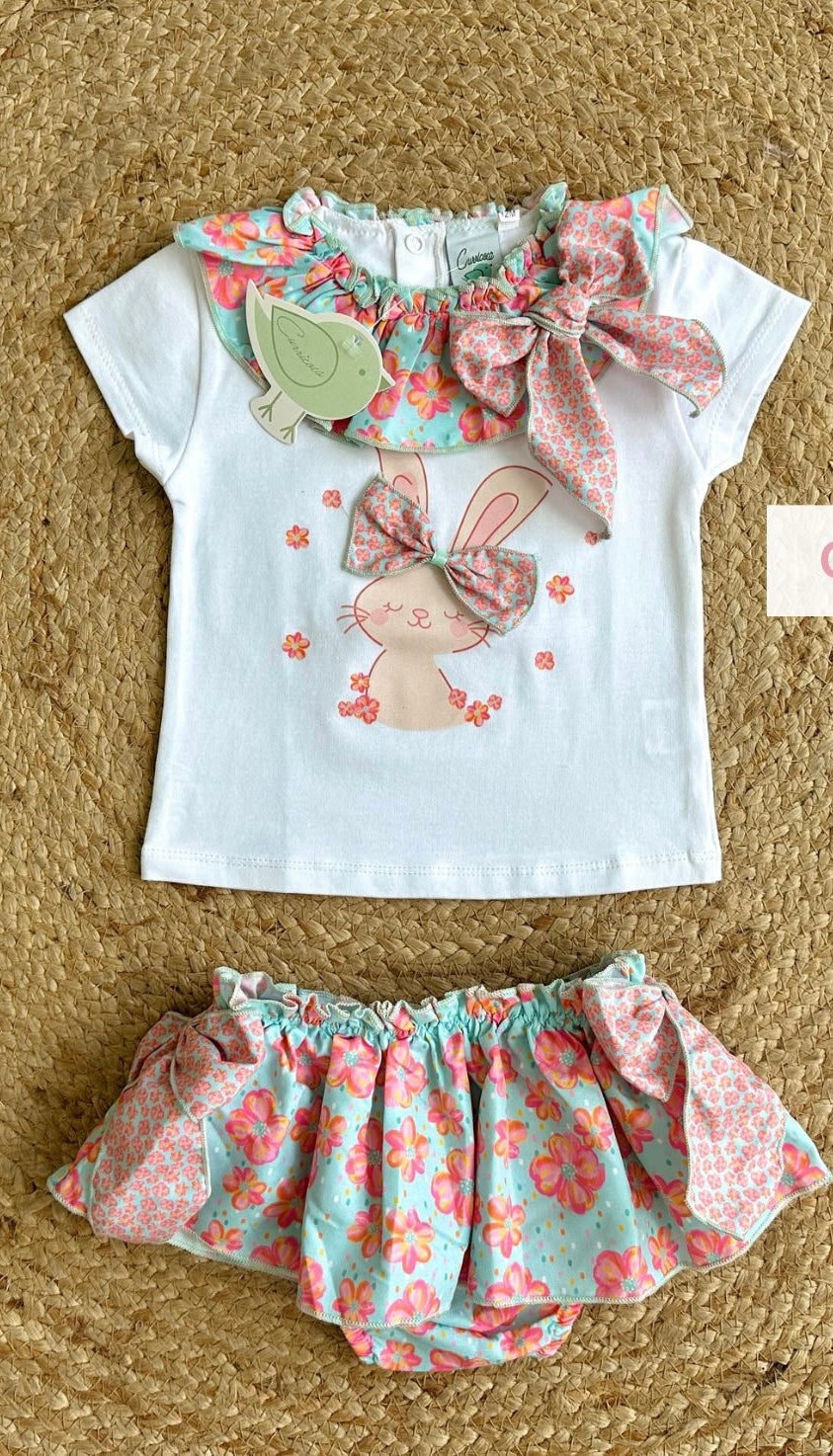 Conjunto camiseta y braguita