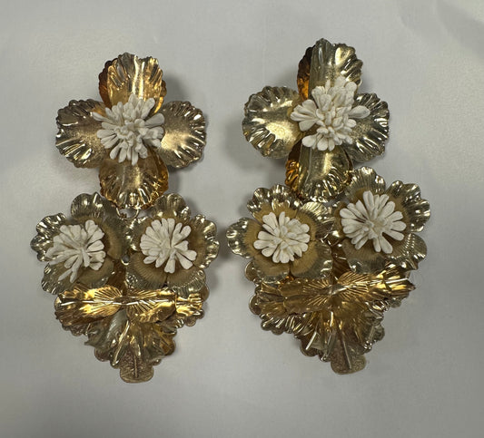 Pendiente Maxi Flor dorado