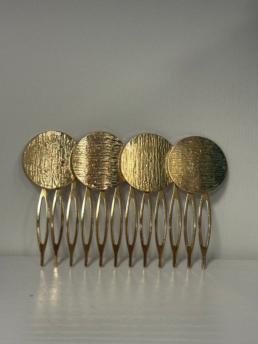 Peinecillo dorado