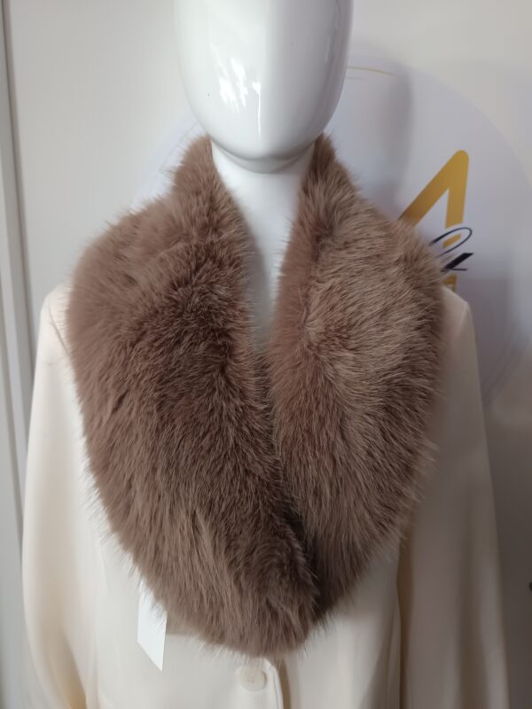 CUELLO PELO SINTETICO - Imagen 4