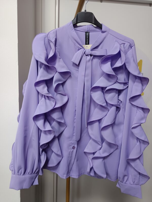 BLUSA CON VOLANTES MOD CHORRERA - Imagen 3