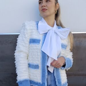 CHAQUETA TIPO CHANEL COMBINADA CON TELA VAQUERA